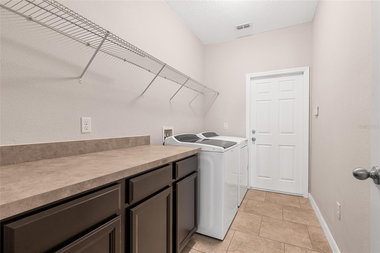 Image 34 of 41 For 14903 Fells Lane