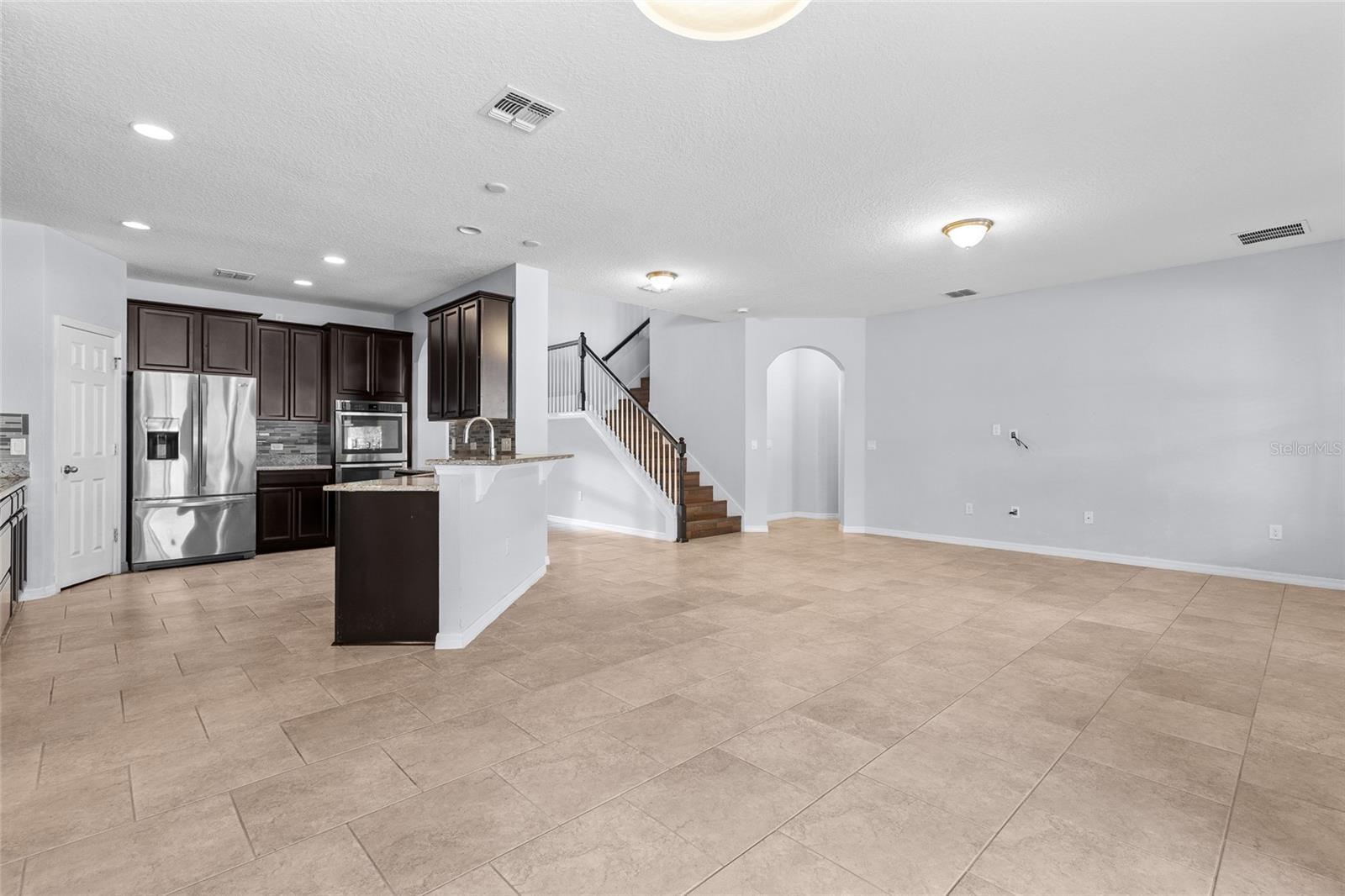 Image 8 of 41 For 14903 Fells Lane