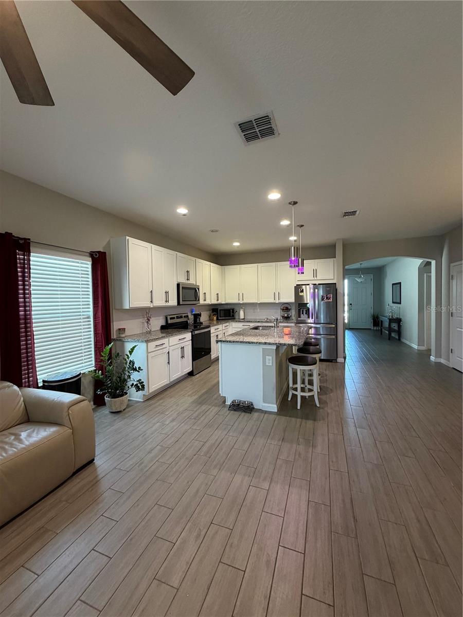 Image 11 of 44 For 1073 Chelan Falls Drive