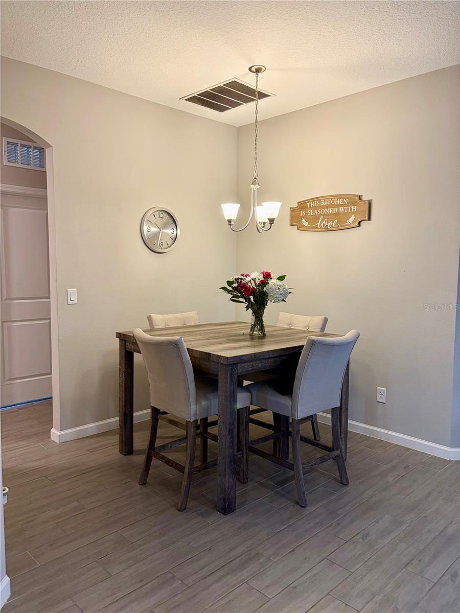 Image 13 of 44 For 1073 Chelan Falls Drive