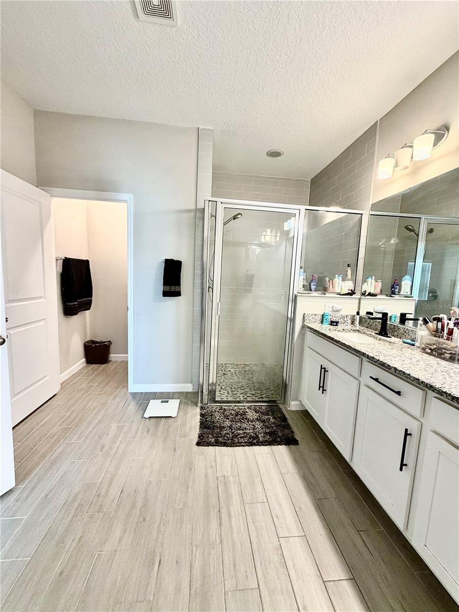 Image 23 of 44 For 1073 Chelan Falls Drive