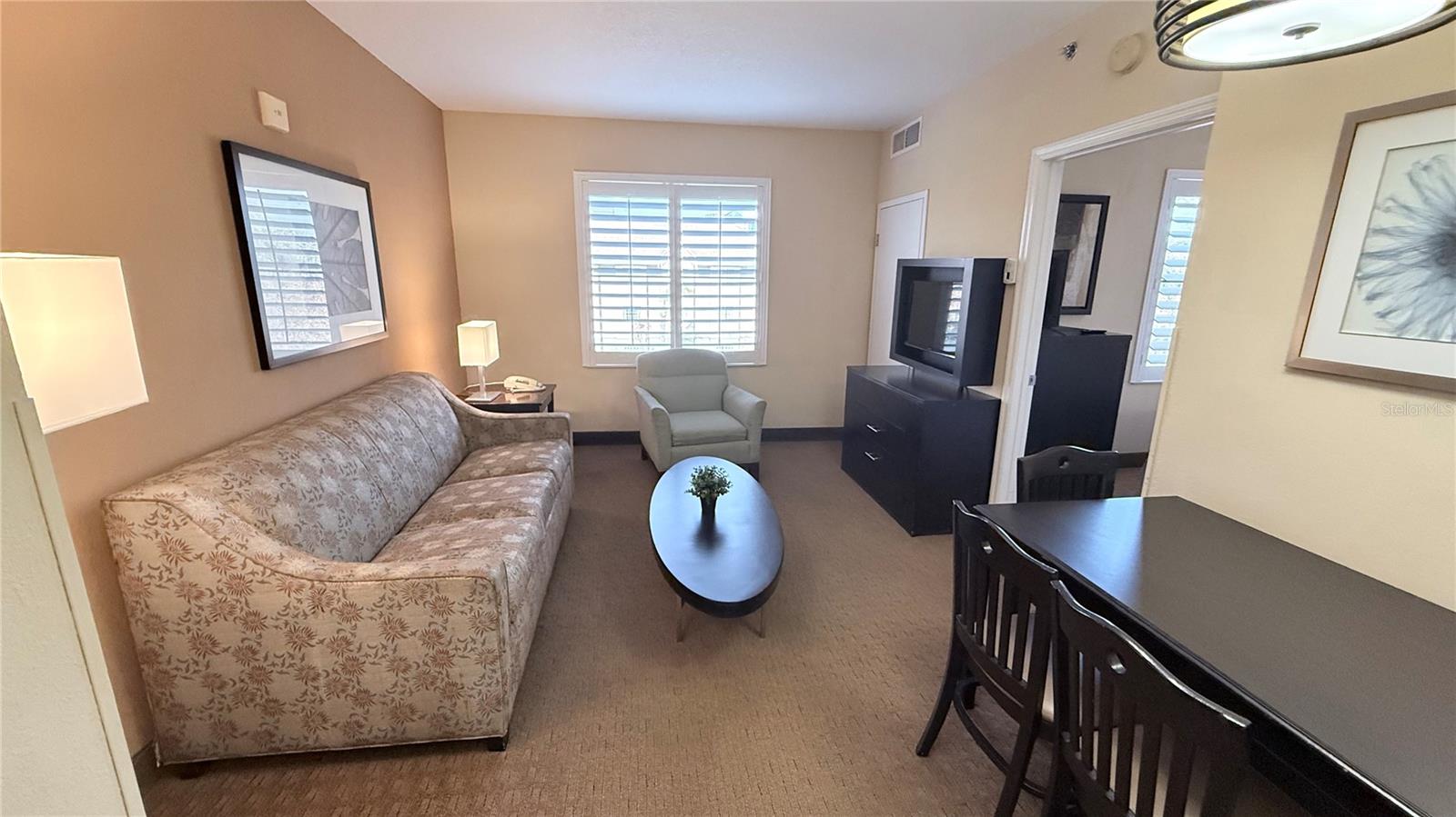 Image 5 of 13 For 7601 Canada Avenue 325