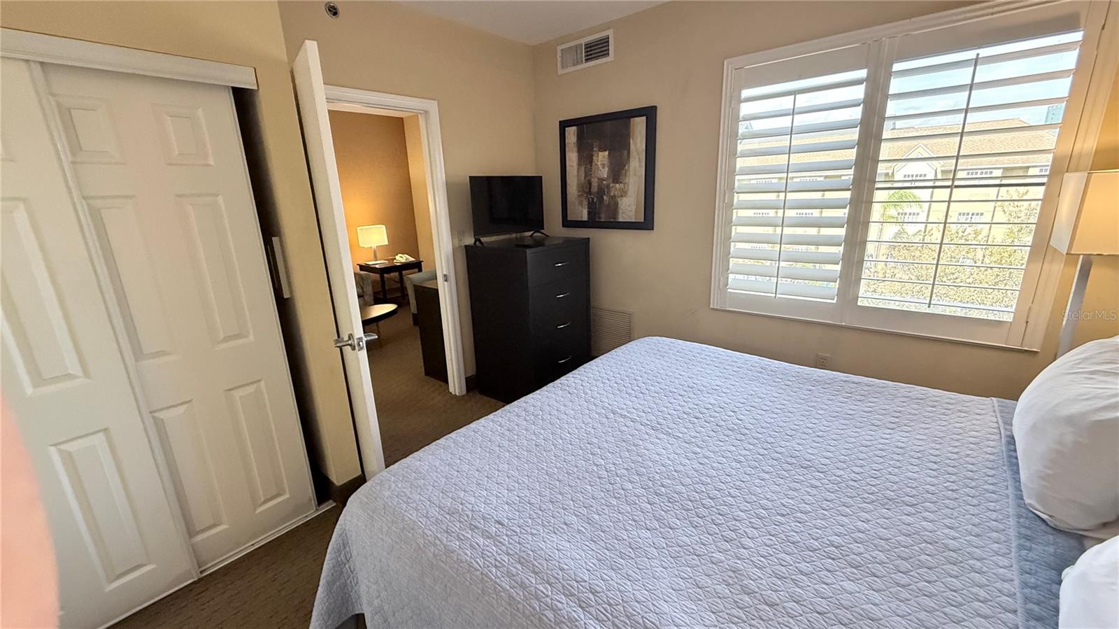 Image 8 of 13 For 7601 Canada Avenue 325