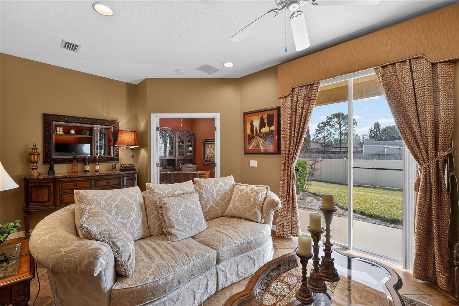 Image 13 of 41 For 237 White Dogwood Lane