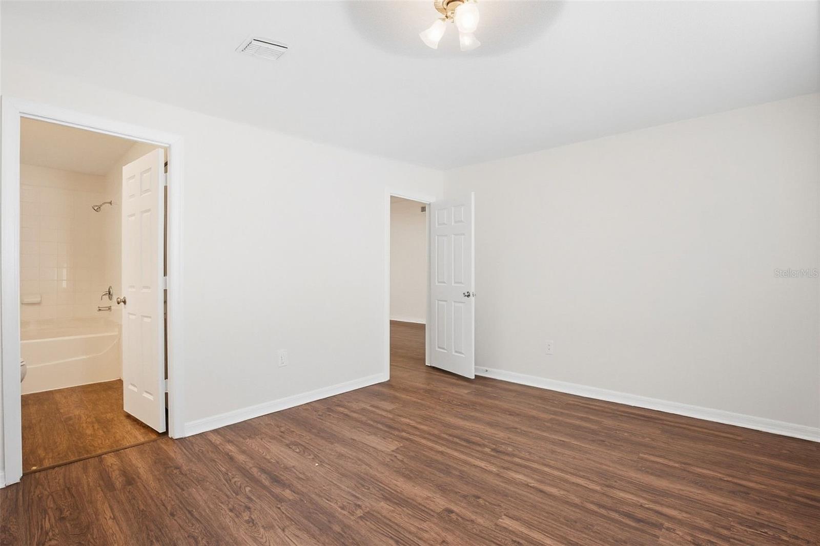 Image 17 of 29 For 4504 Reynolds Creek Avenue