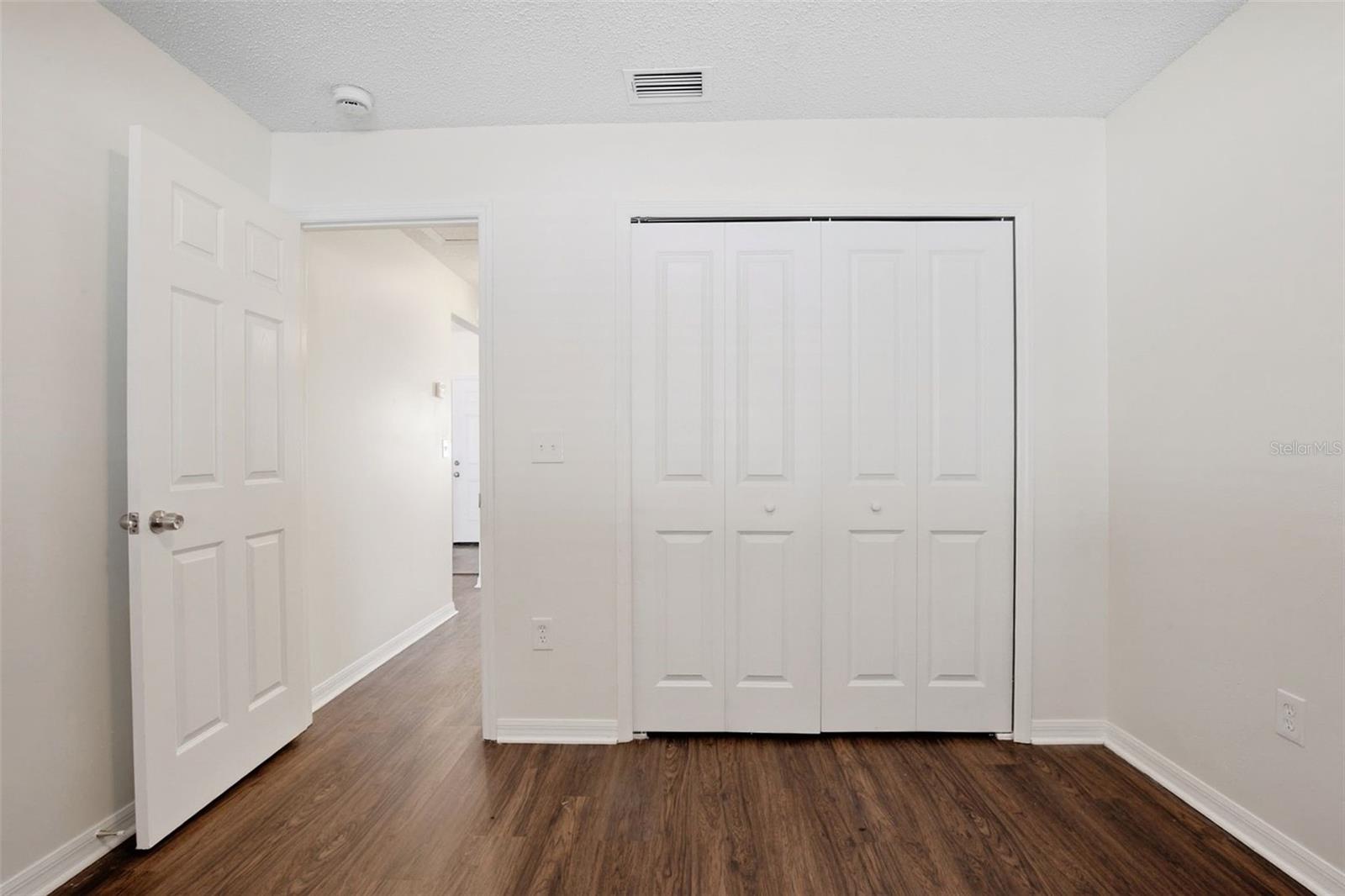 Image 24 of 29 For 4504 Reynolds Creek Avenue