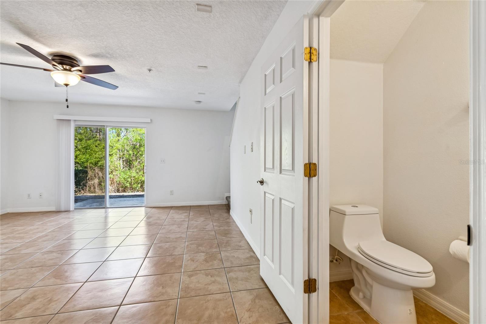 Image 13 of 45 For 113 Glowing Peace Lane 97