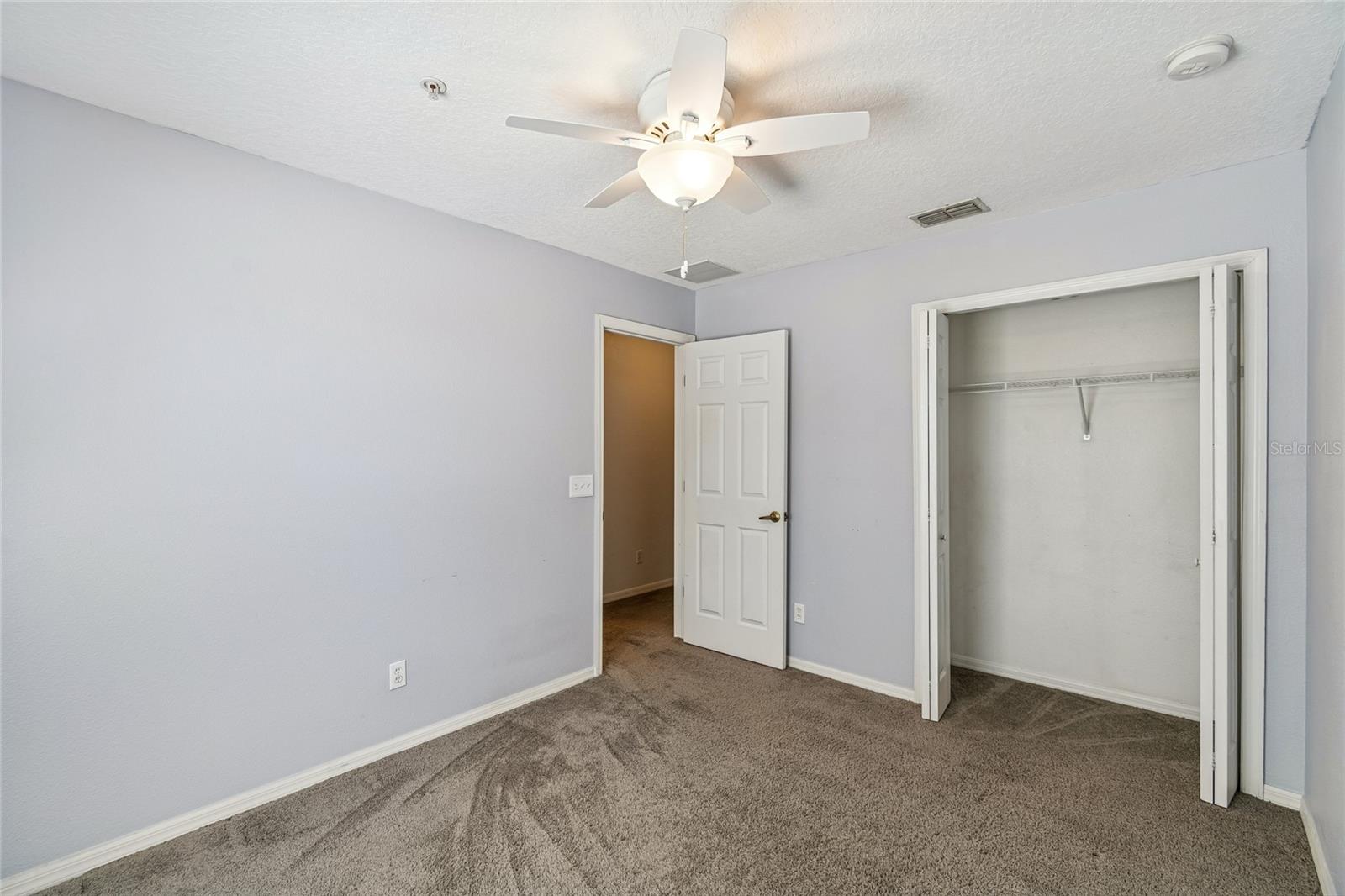 Image 28 of 45 For 113 Glowing Peace Lane 97