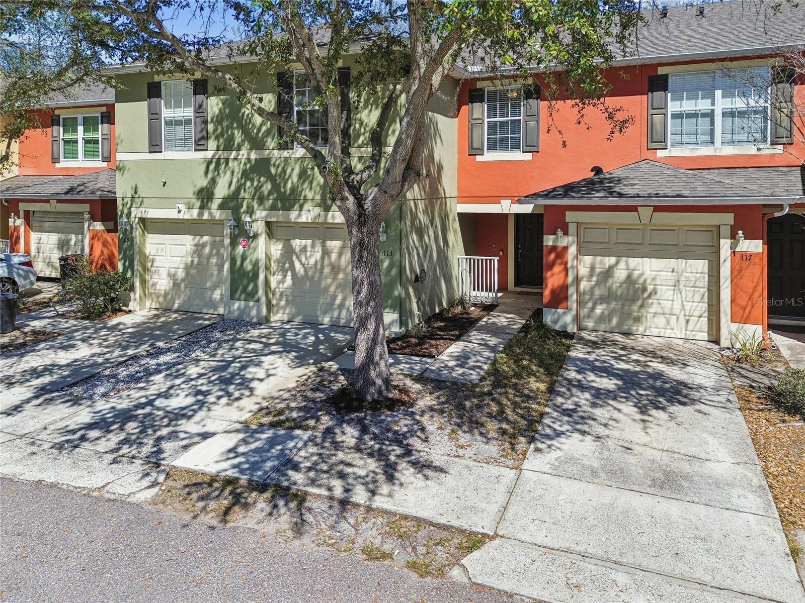 Image 41 of 45 For 113 Glowing Peace Lane 97