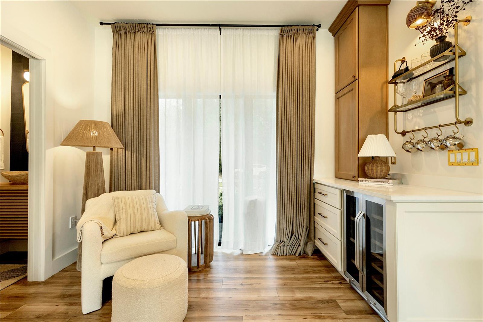 Image 10 of 51 For 2454 Brookshire Avenue