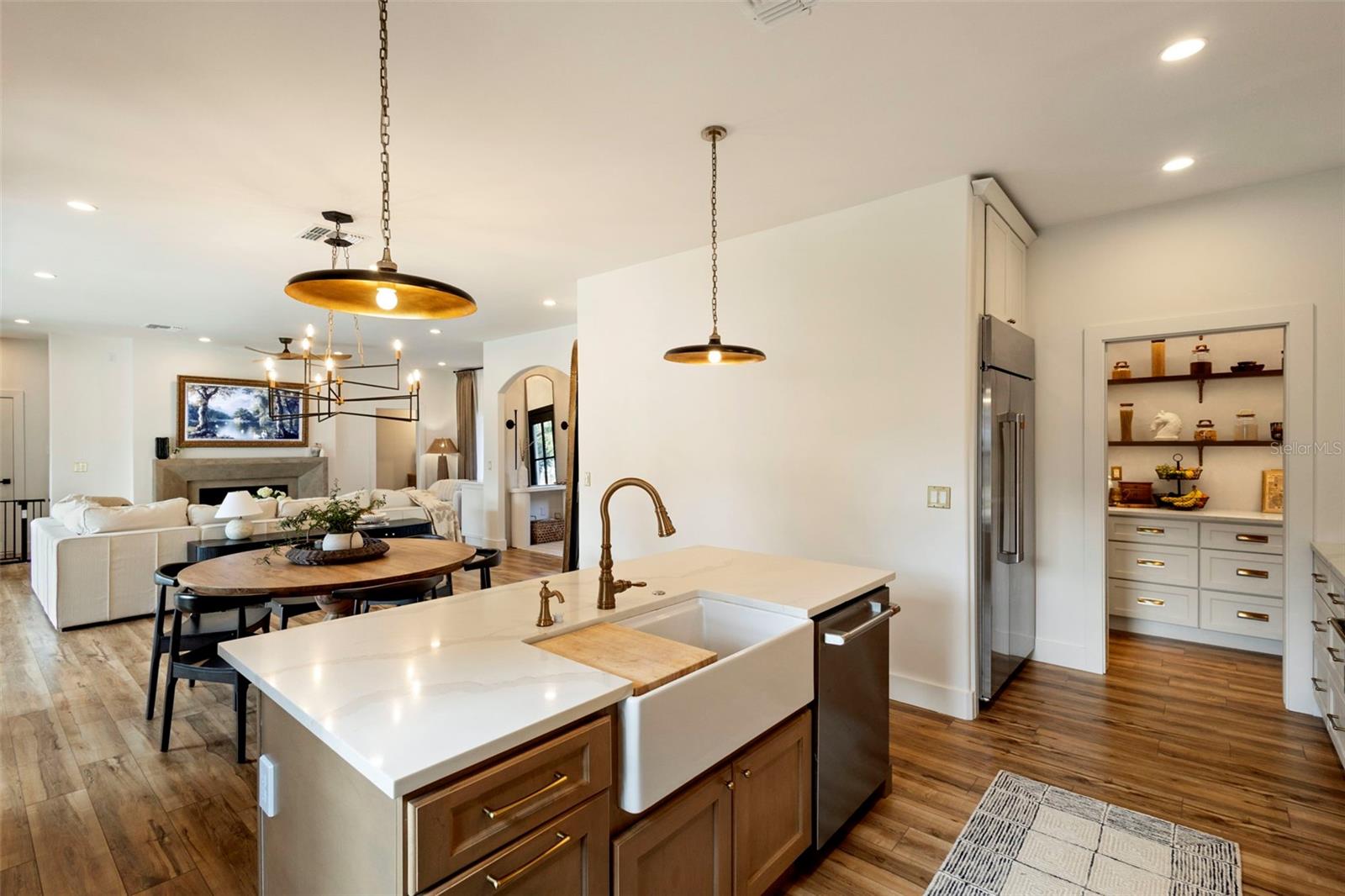 Image 18 of 51 For 2454 Brookshire Avenue