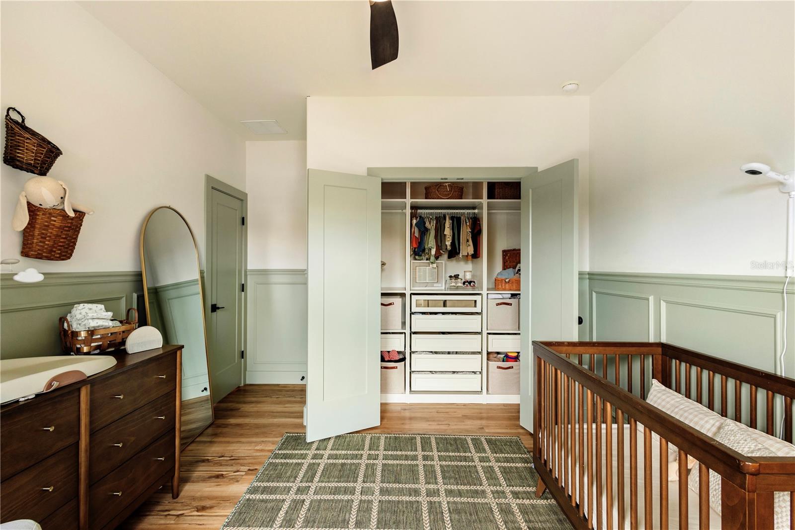 Image 25 of 51 For 2454 Brookshire Avenue