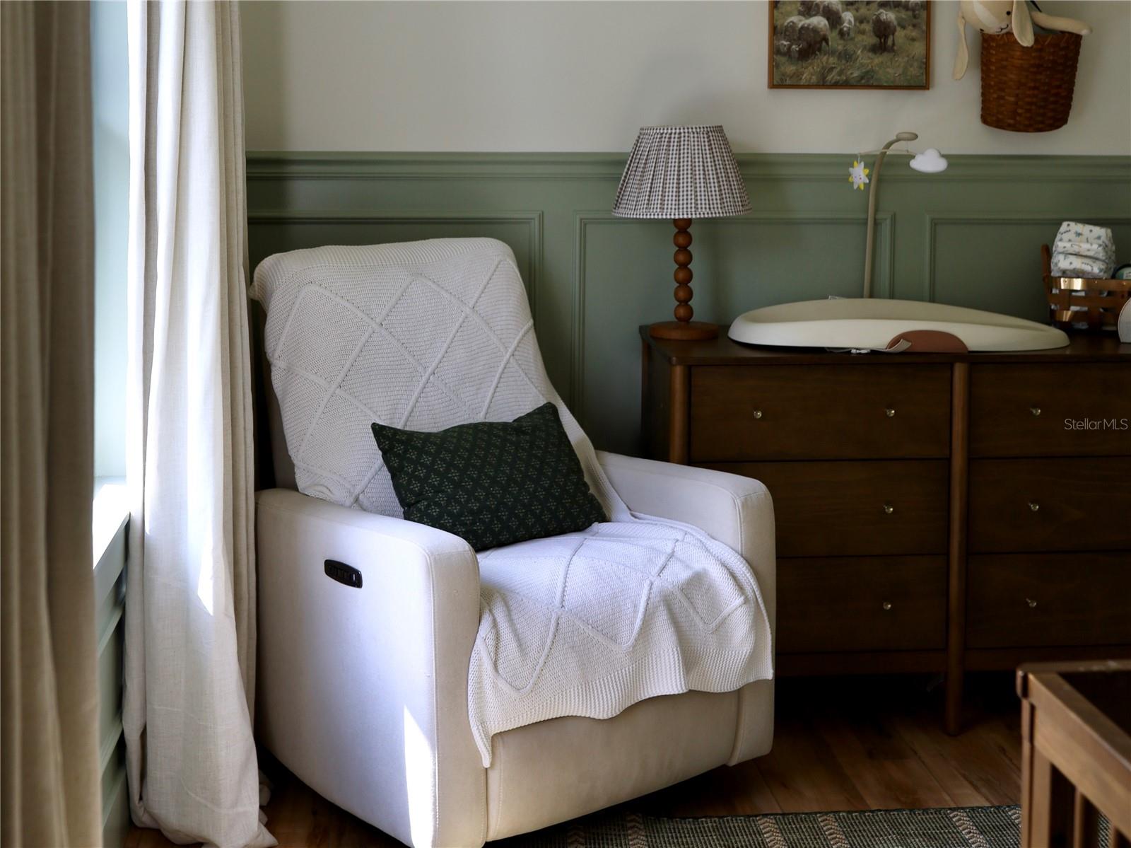 Image 26 of 51 For 2454 Brookshire Avenue