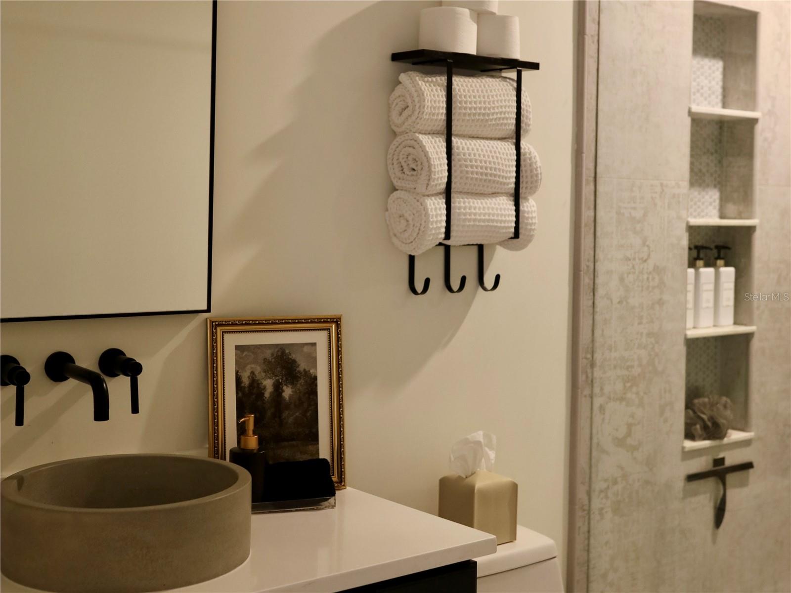 Image 33 of 51 For 2454 Brookshire Avenue