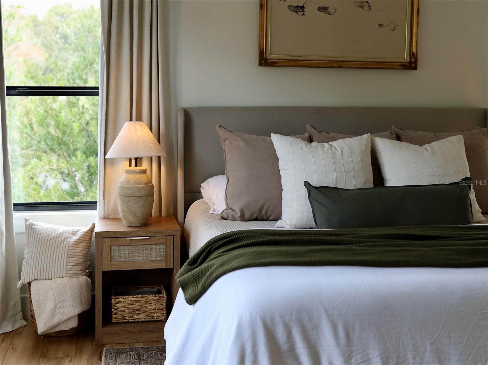 Image 35 of 51 For 2454 Brookshire Avenue