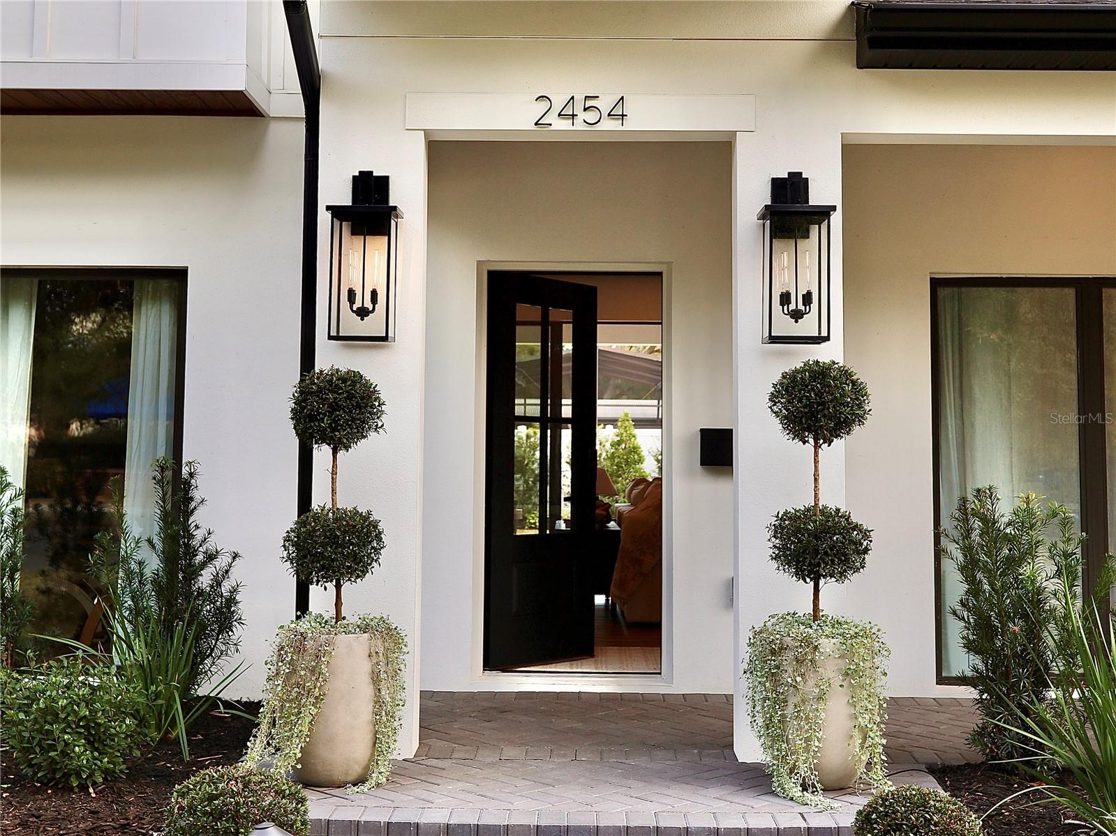 Image 5 of 51 For 2454 Brookshire Avenue