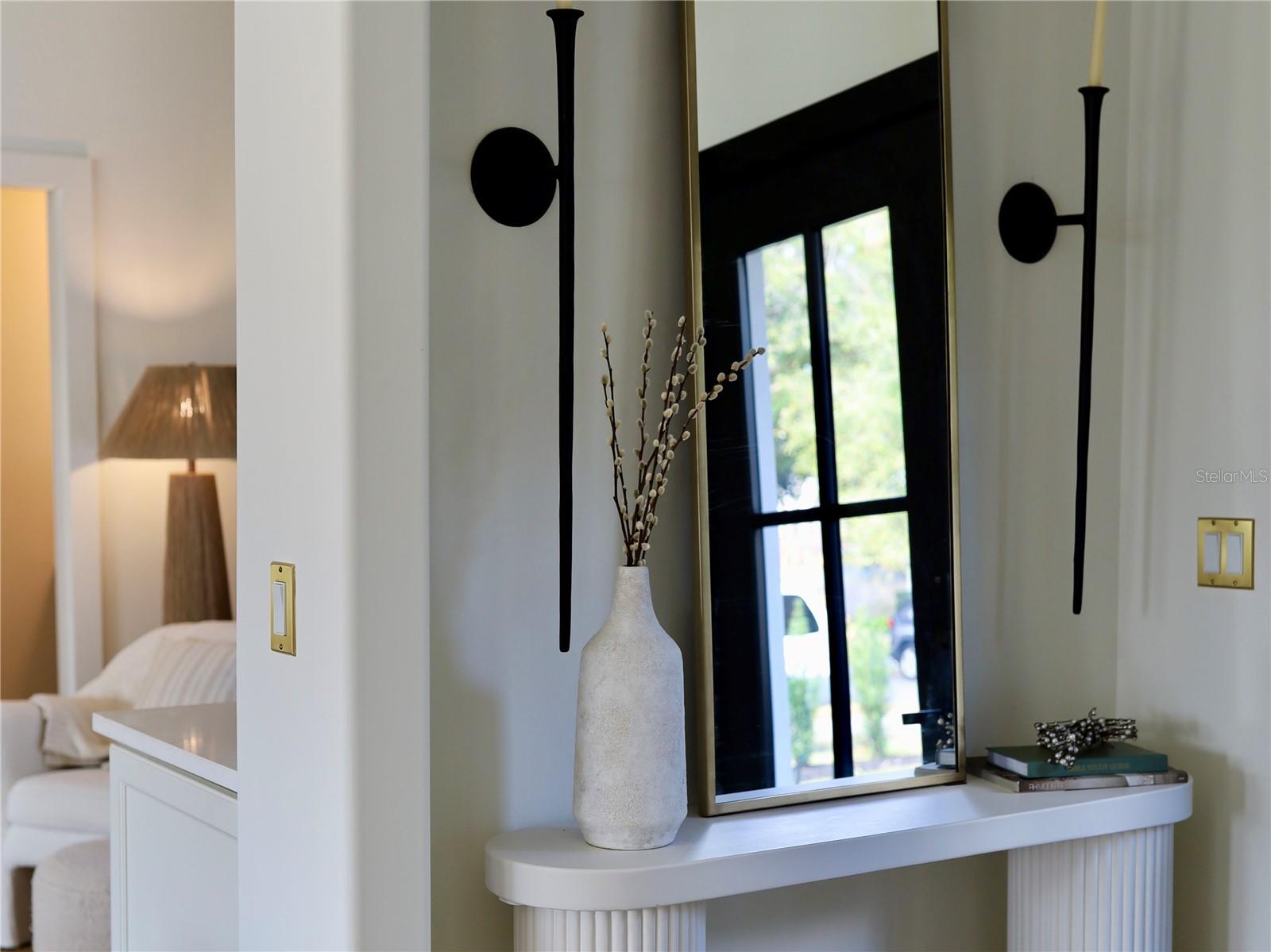 Image 7 of 51 For 2454 Brookshire Avenue