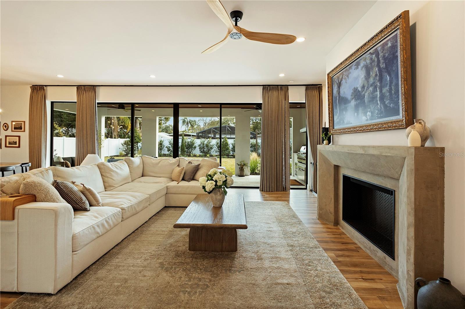 Image 8 of 51 For 2454 Brookshire Avenue