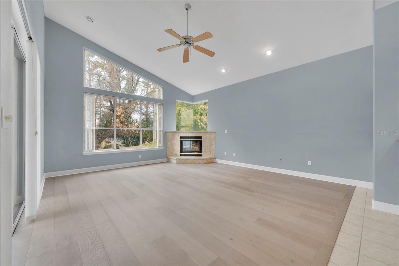 Image 10 of 38 For 330 Tersas Court