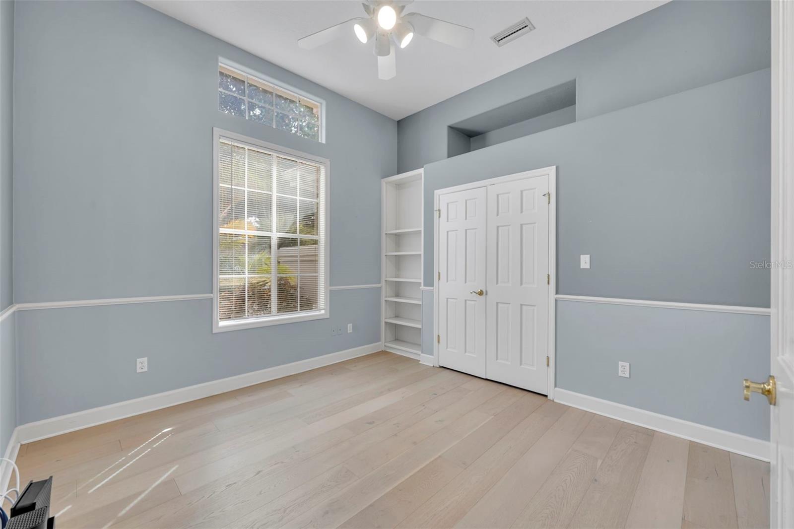 Image 16 of 38 For 330 Tersas Court