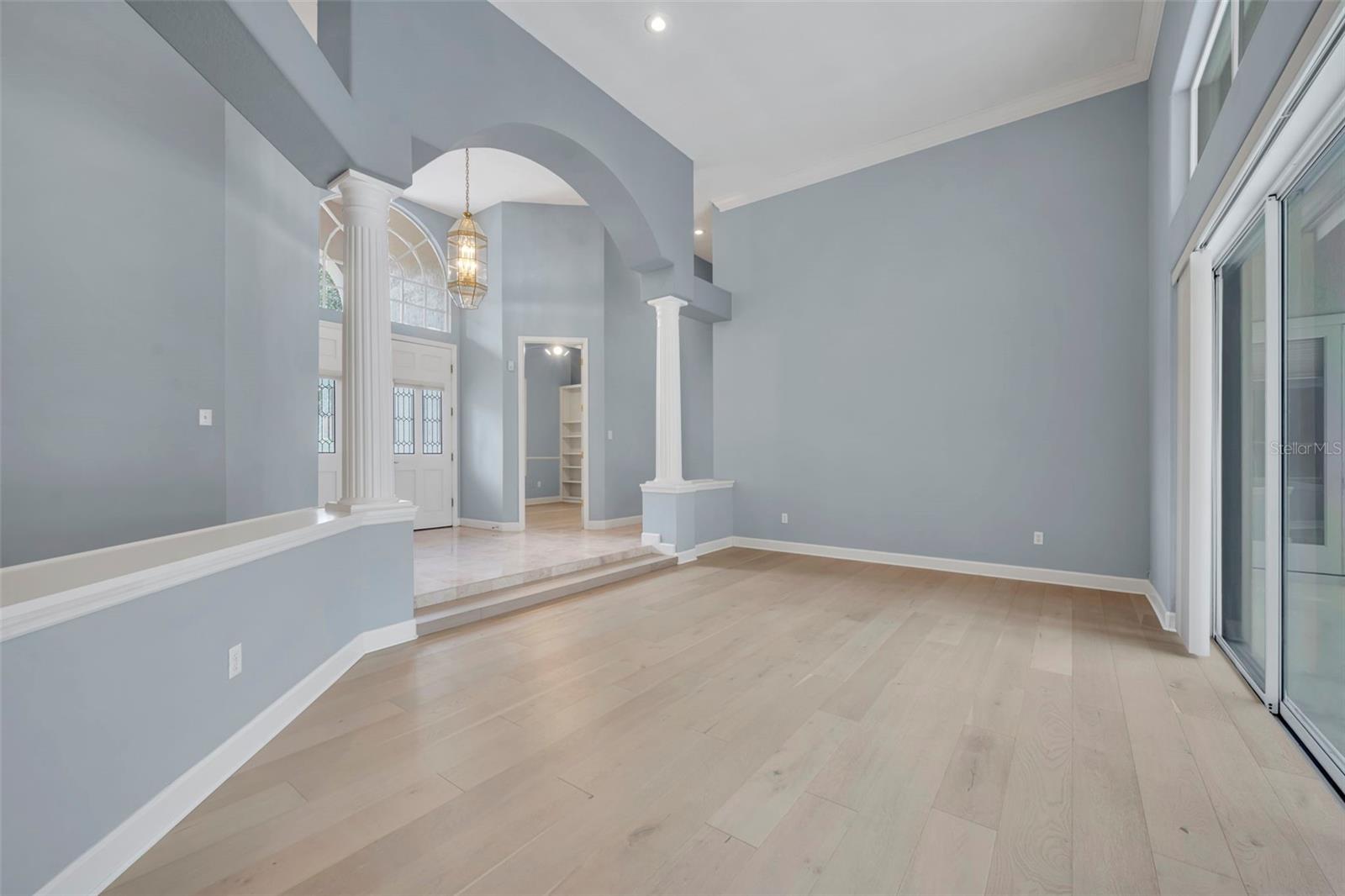 Image 6 of 38 For 330 Tersas Court