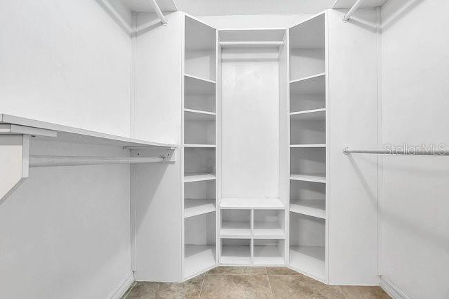 Image 22 of 41 For 9319 Woodbreeze Boulevard