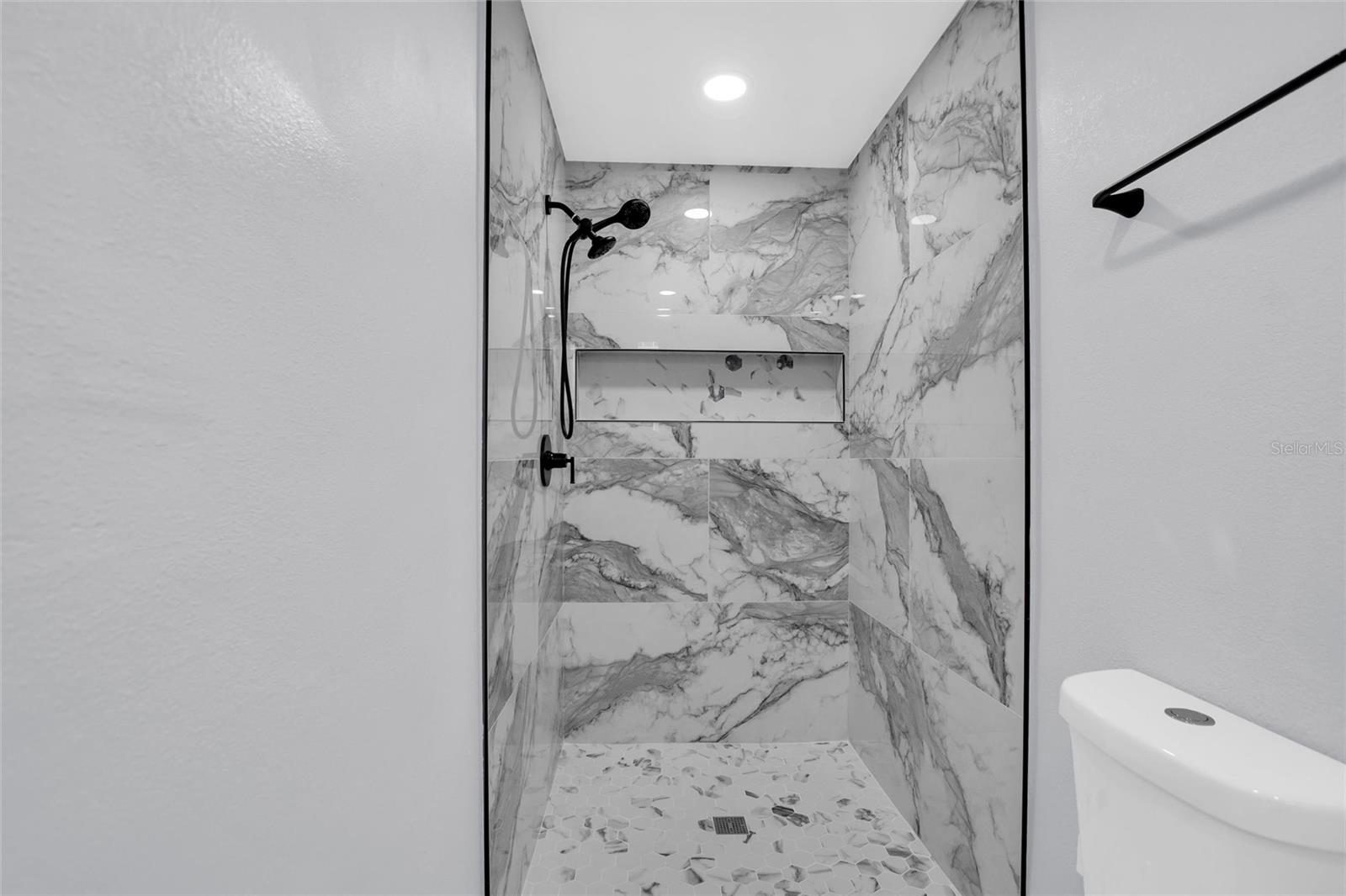 Image 15 of 25 For 7401 1st Avenue N 1-2 Lwr A