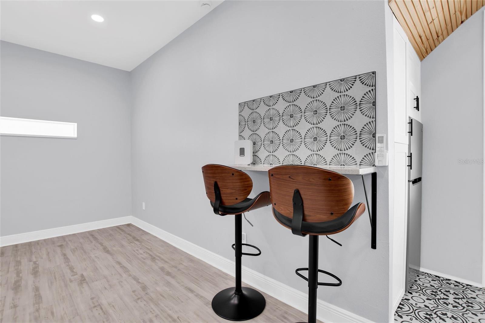 Image 7 of 25 For 7401 1st Avenue N 1-2 Lwr A