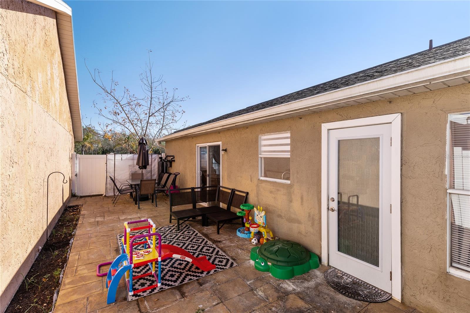 Image 16 of 29 For 421 Horizon Drive