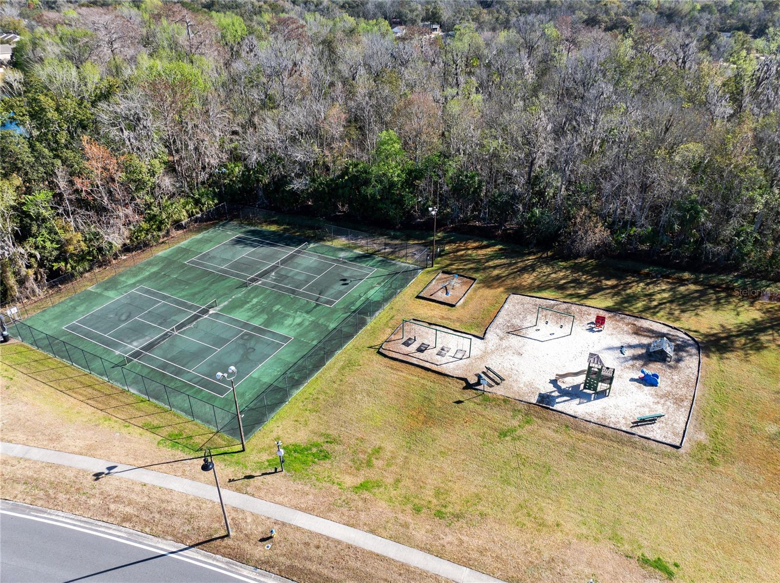 Image 26 of 29 For 421 Horizon Drive