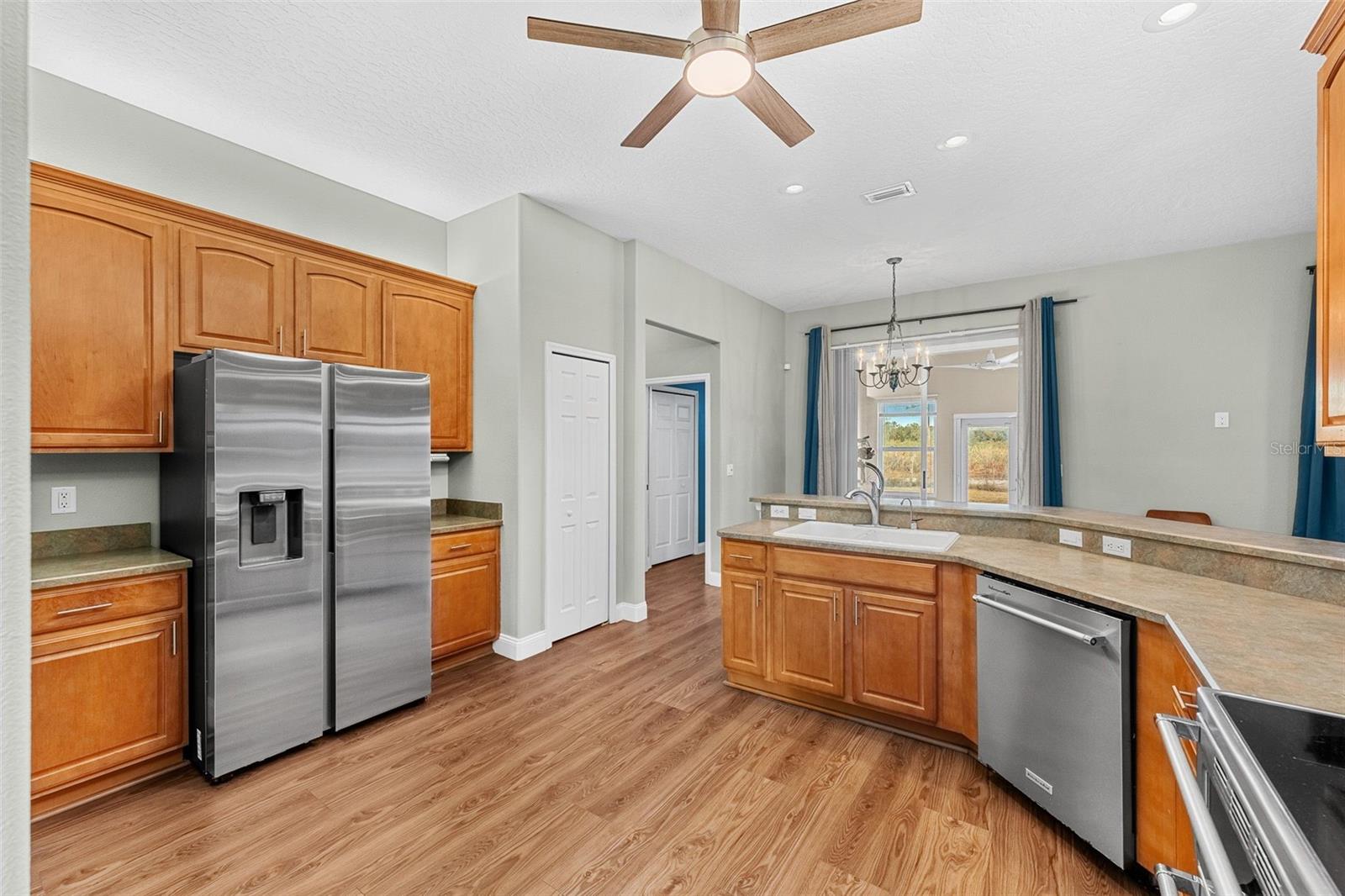 Image 15 of 76 For 1305 Pemberton Trail