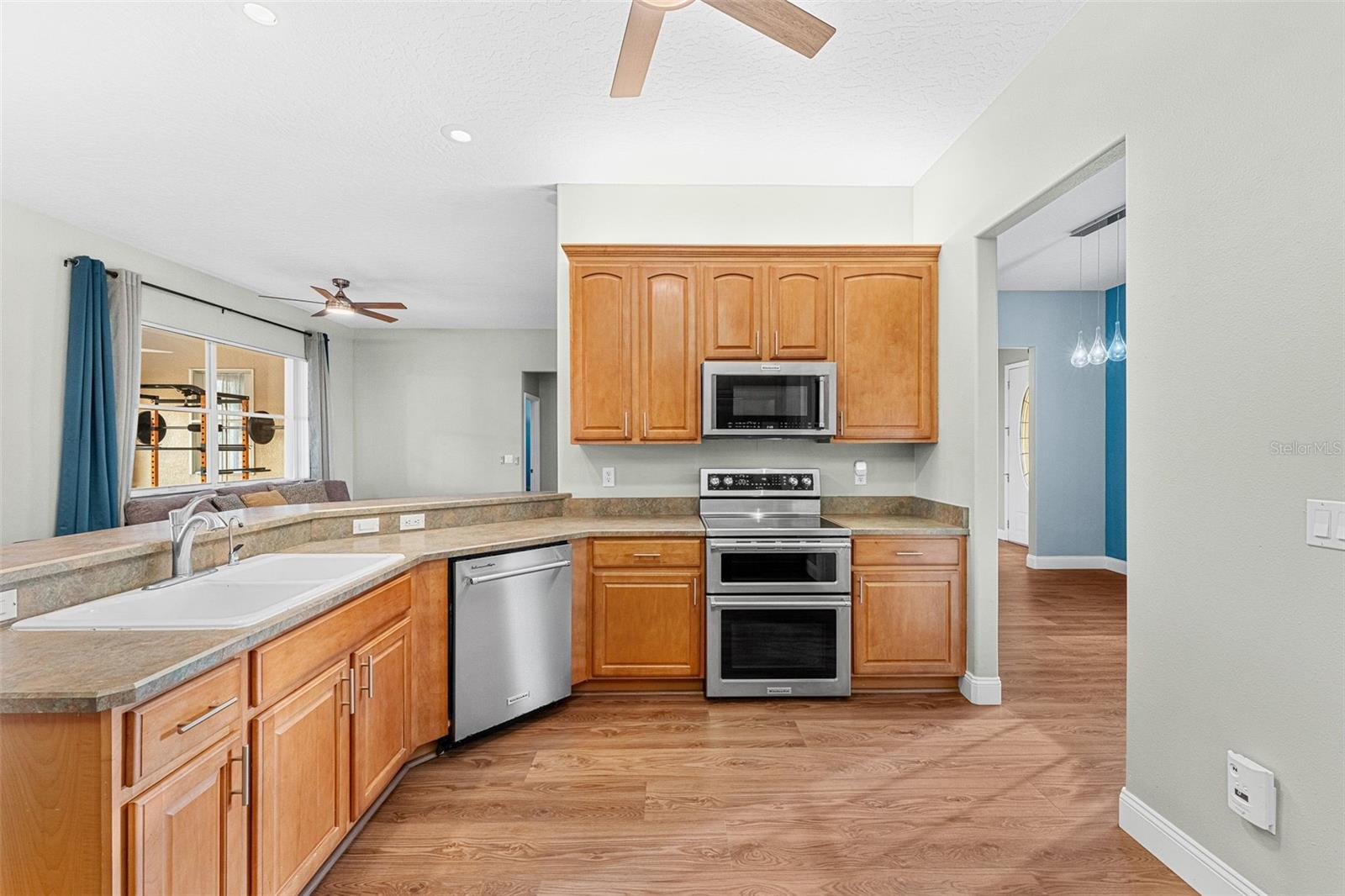 Image 18 of 76 For 1305 Pemberton Trail