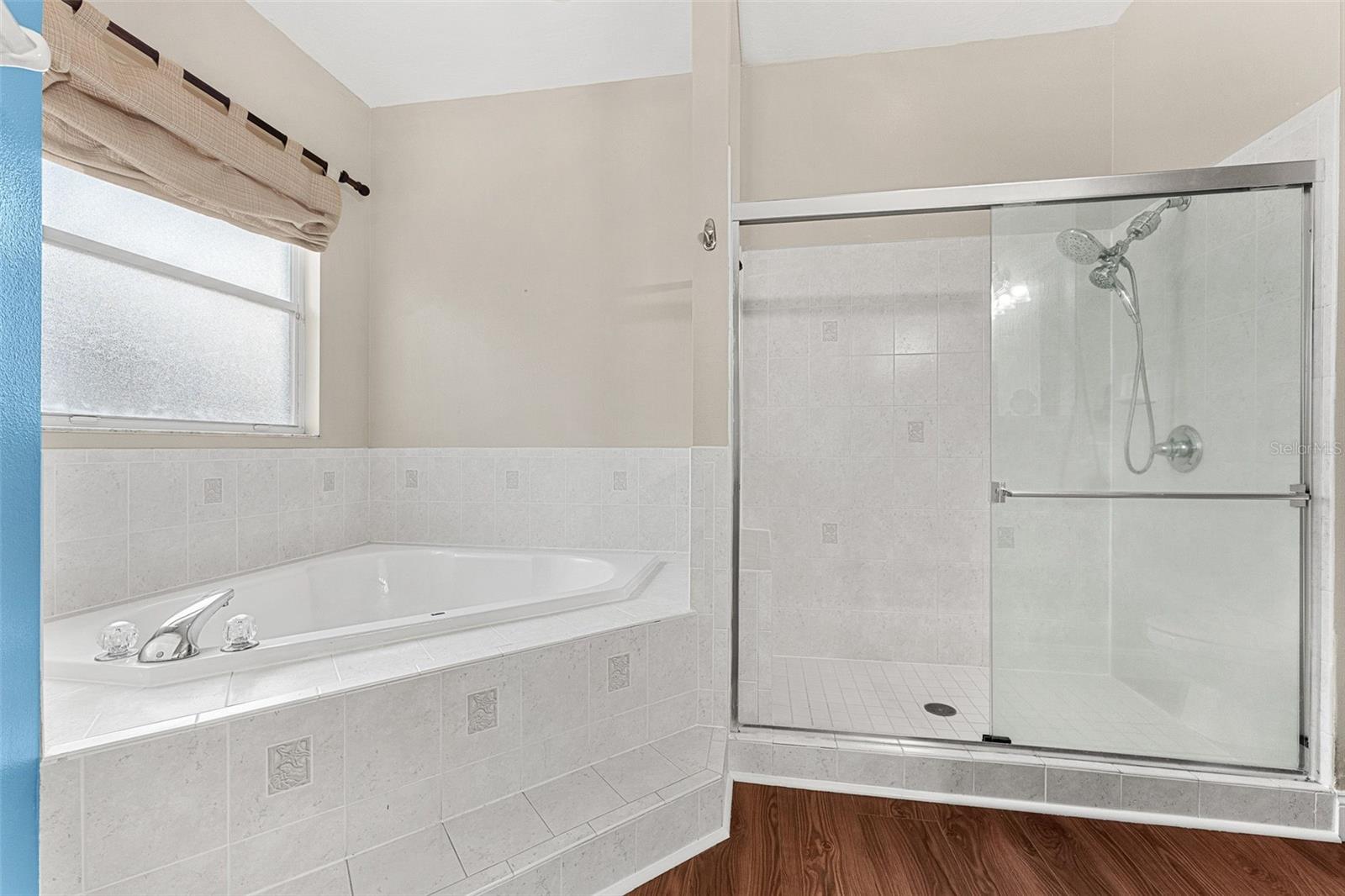 Image 27 of 76 For 1305 Pemberton Trail