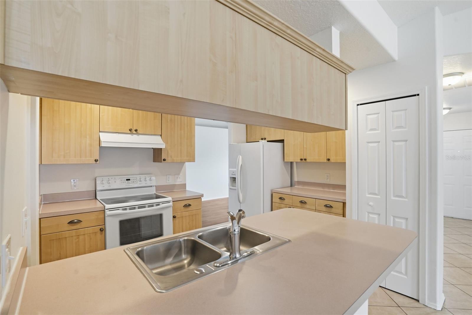 Image 14 of 39 For 3502 49th Avenue E