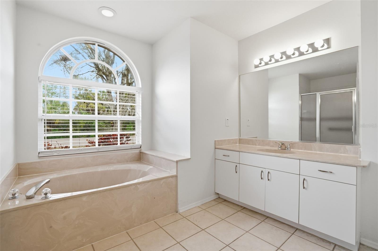 Image 28 of 39 For 3502 49th Avenue E