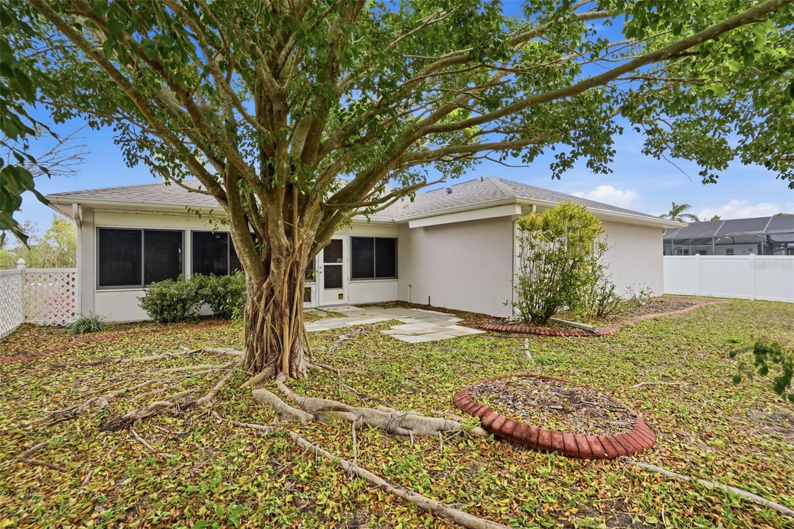 Image 33 of 39 For 3502 49th Avenue E