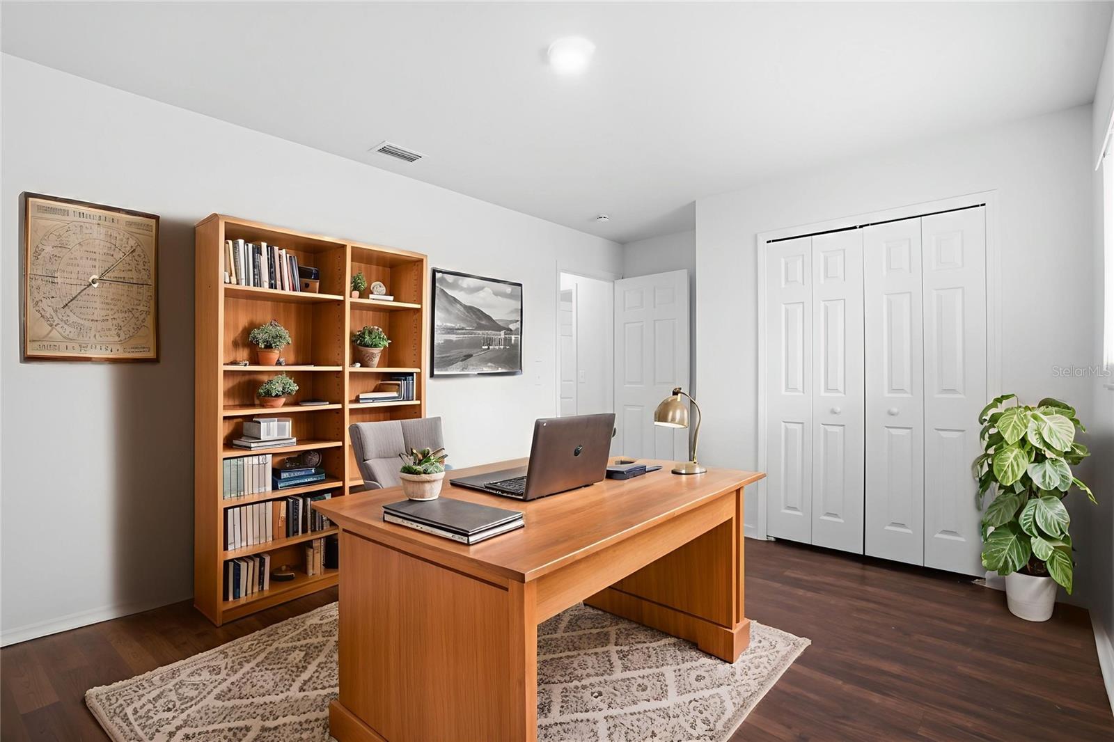 Image 5 of 39 For 3502 49th Avenue E