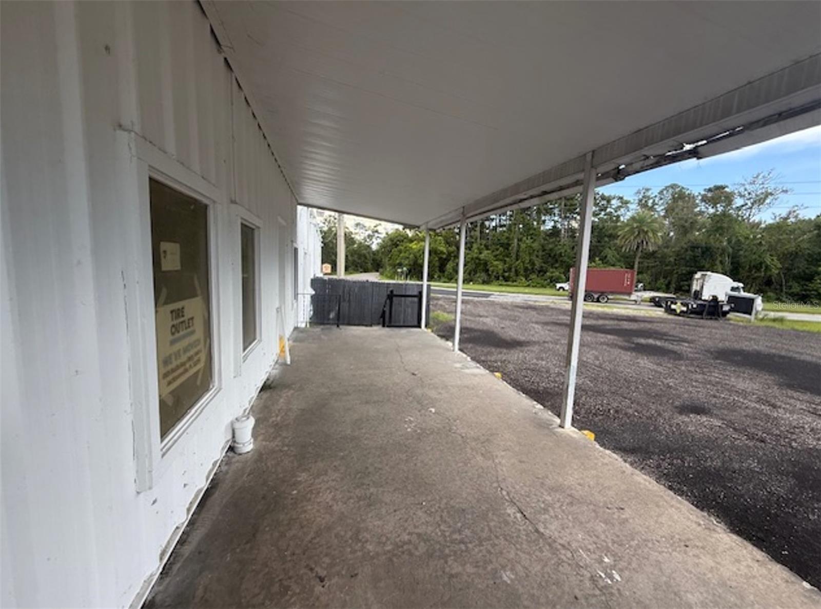 Image 6 of 13 For 479 Zoo Parkway