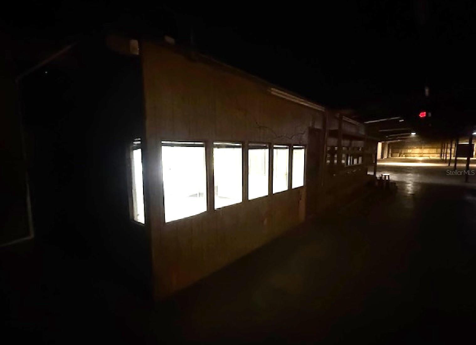 Image 8 of 13 For 479 Zoo Parkway