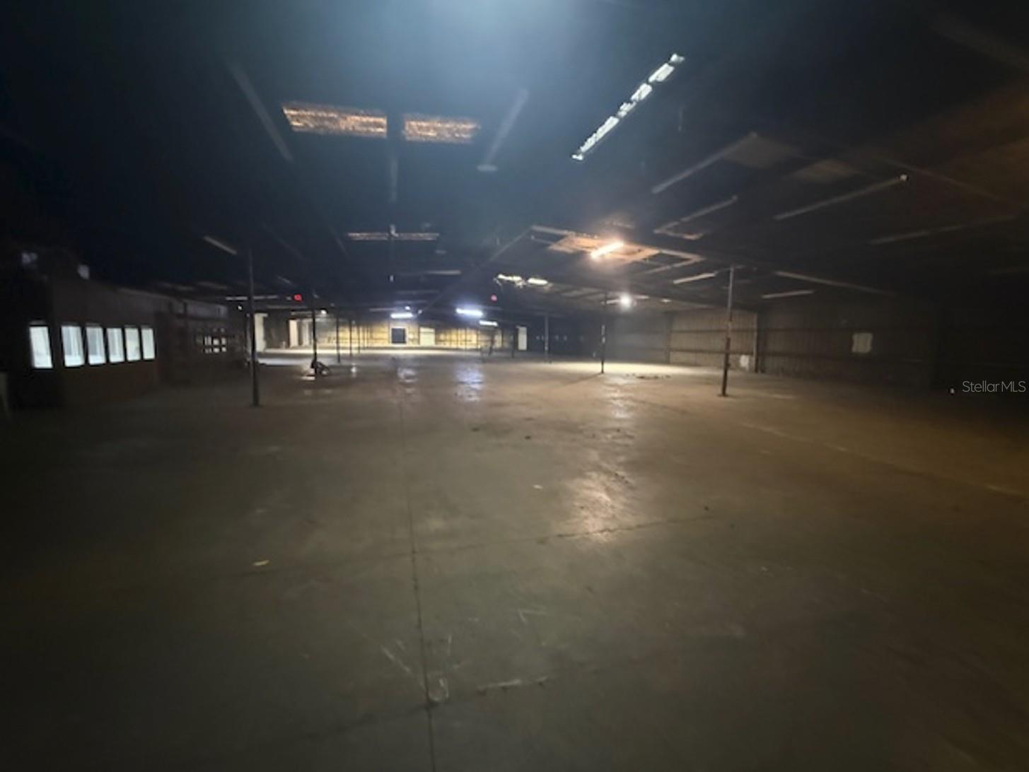 Image 9 of 13 For 479 Zoo Parkway