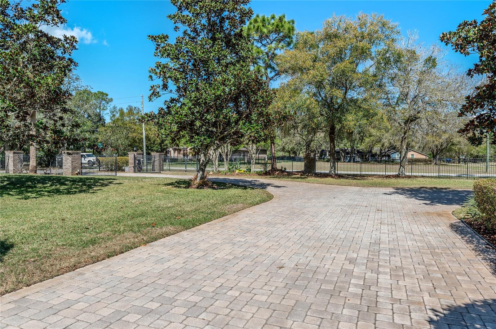 Image 10 of 99 For 2201 Orm Court