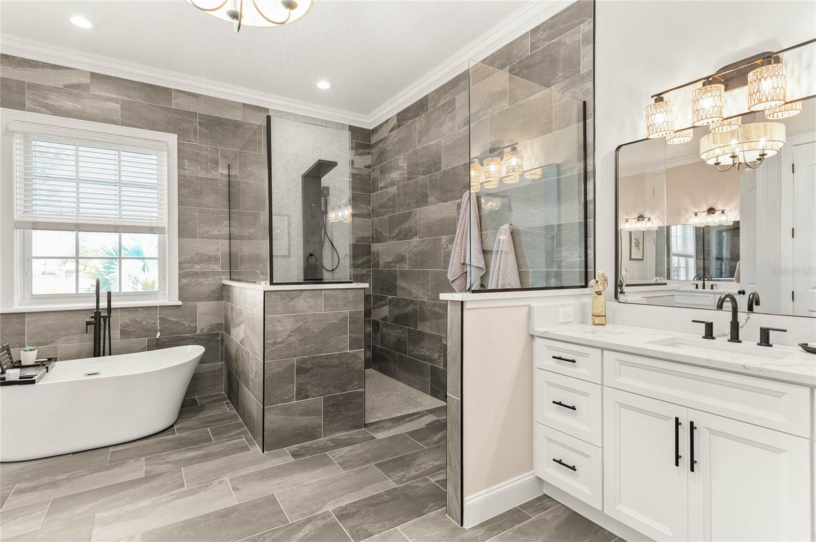 Image 46 of 99 For 2201 Orm Court