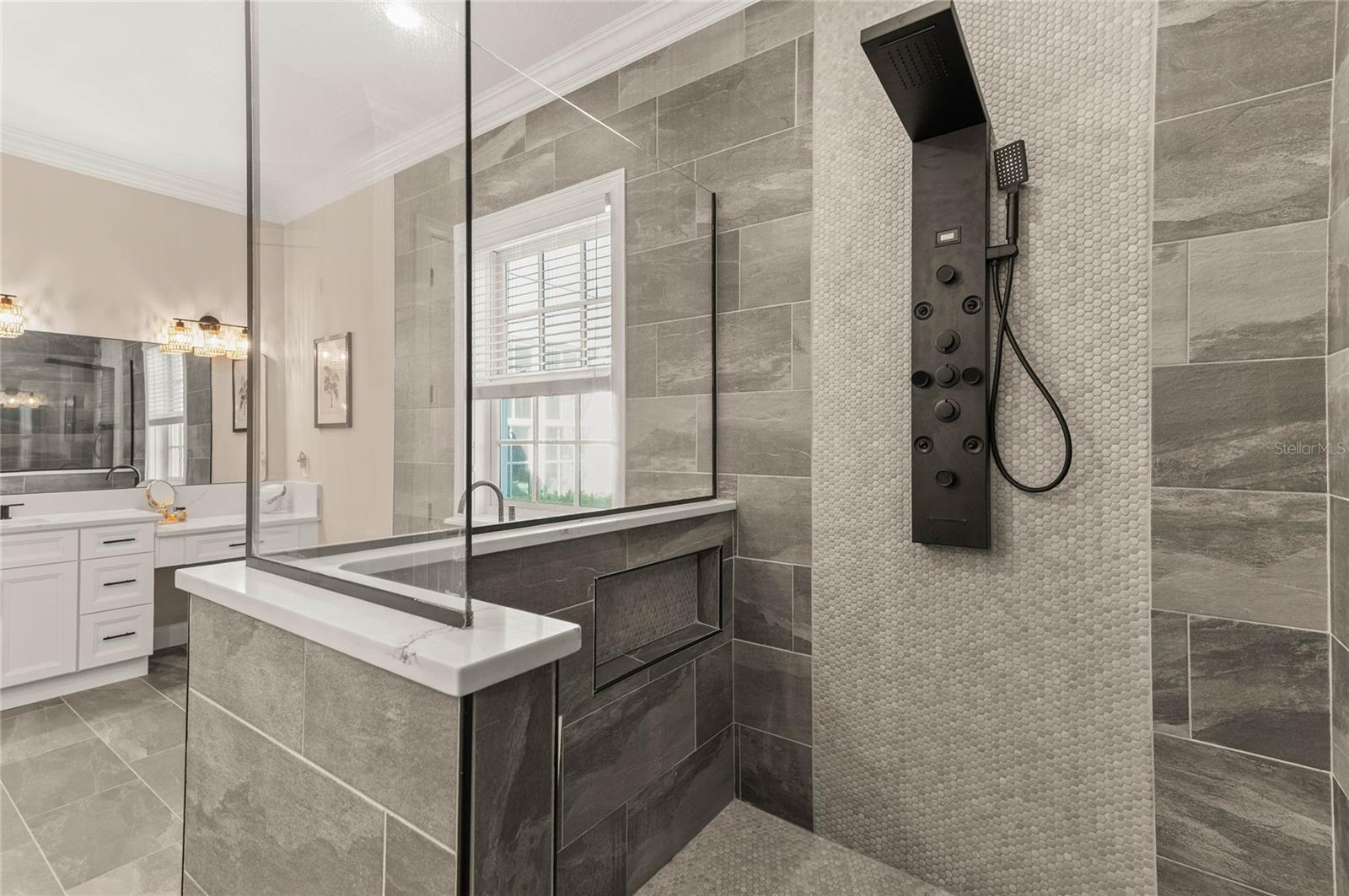 Image 47 of 99 For 2201 Orm Court