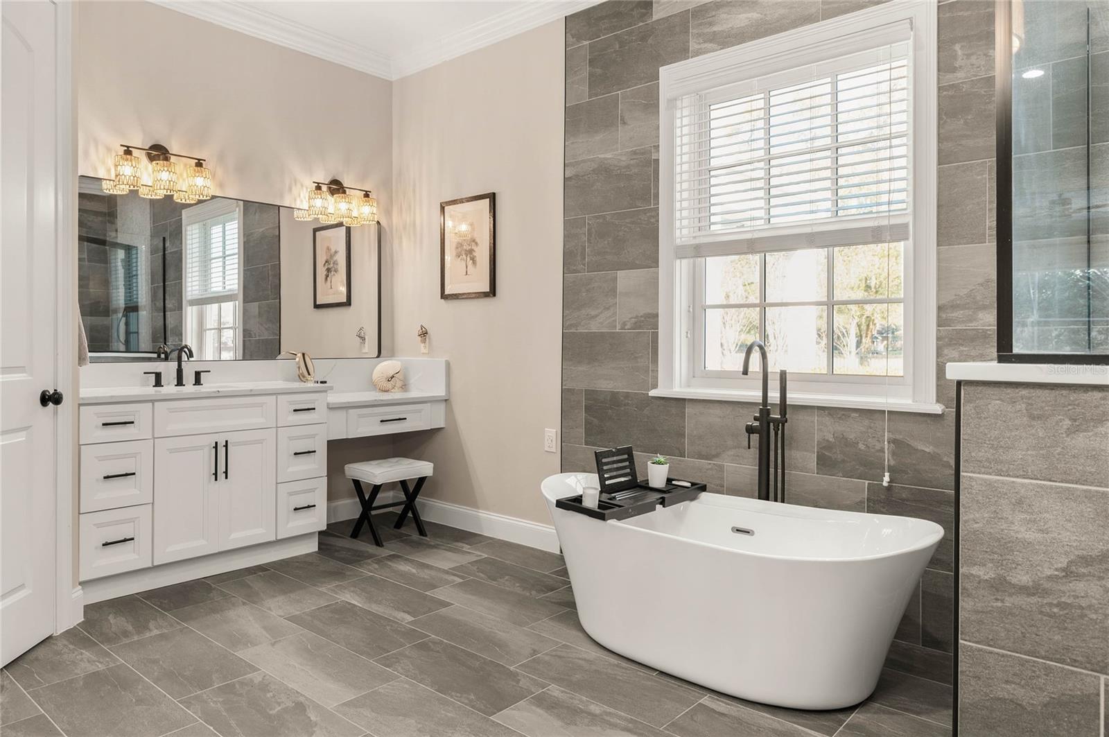 Image 5 of 99 For 2201 Orm Court