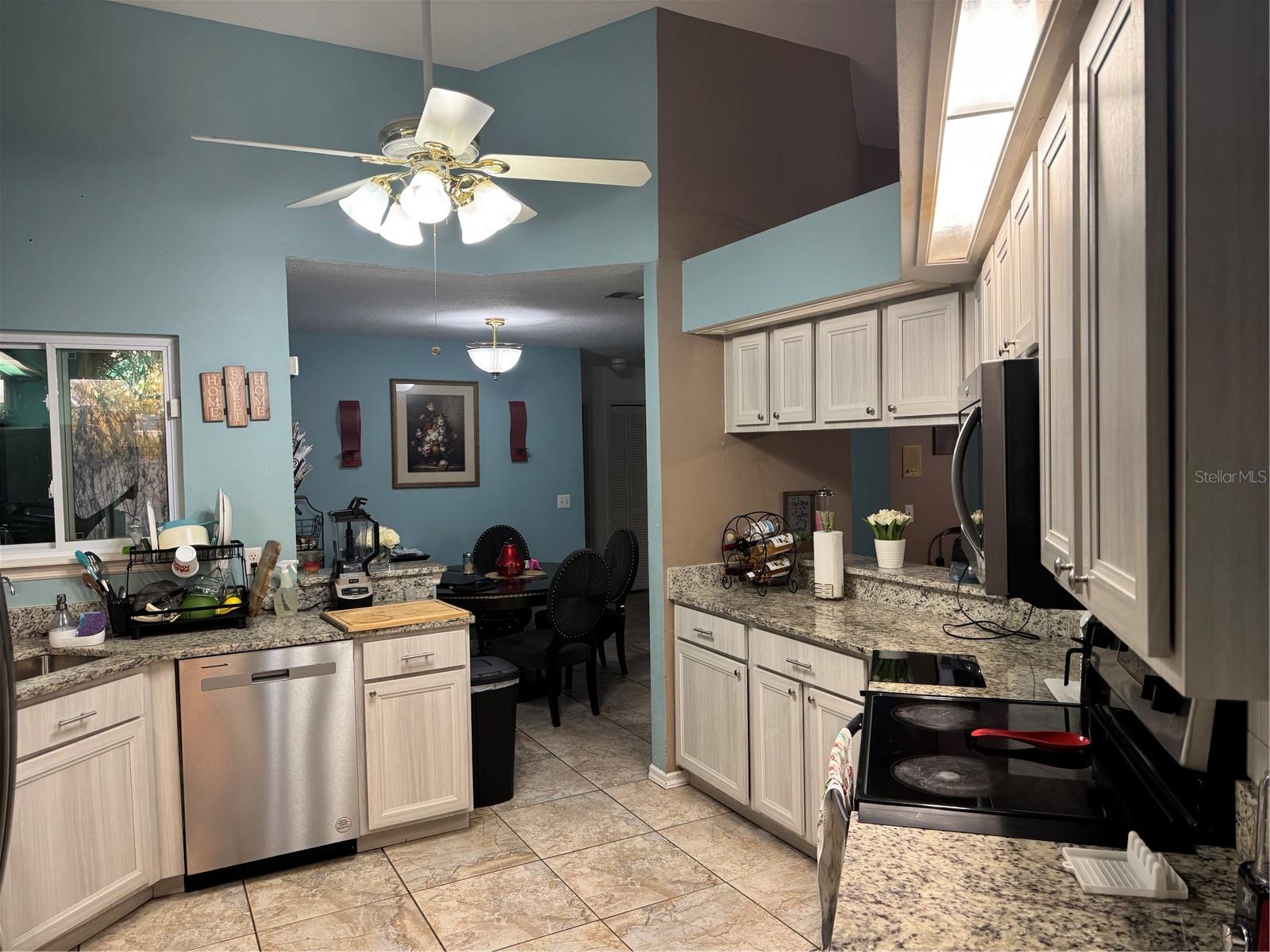 Image 12 of 34 For 1826 Imperial Palm Drive