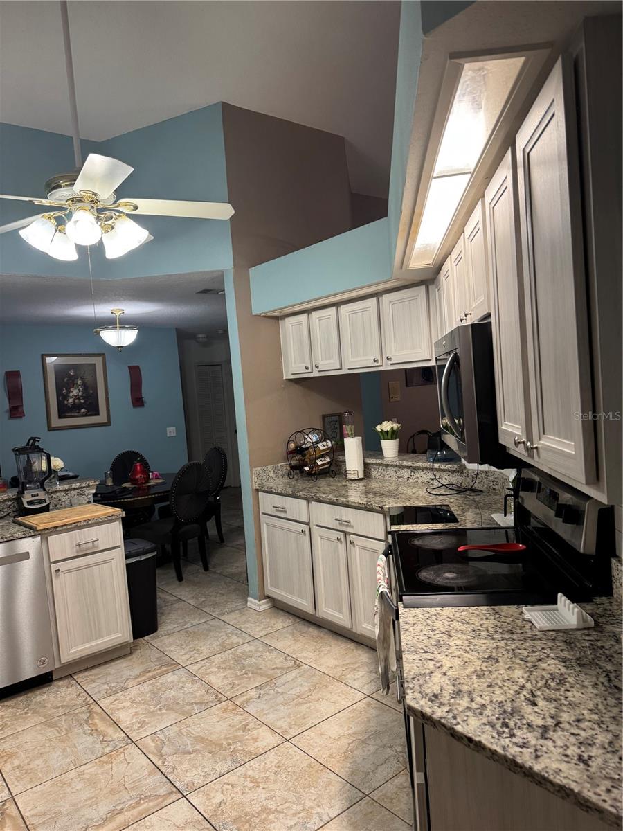 Image 13 of 34 For 1826 Imperial Palm Drive