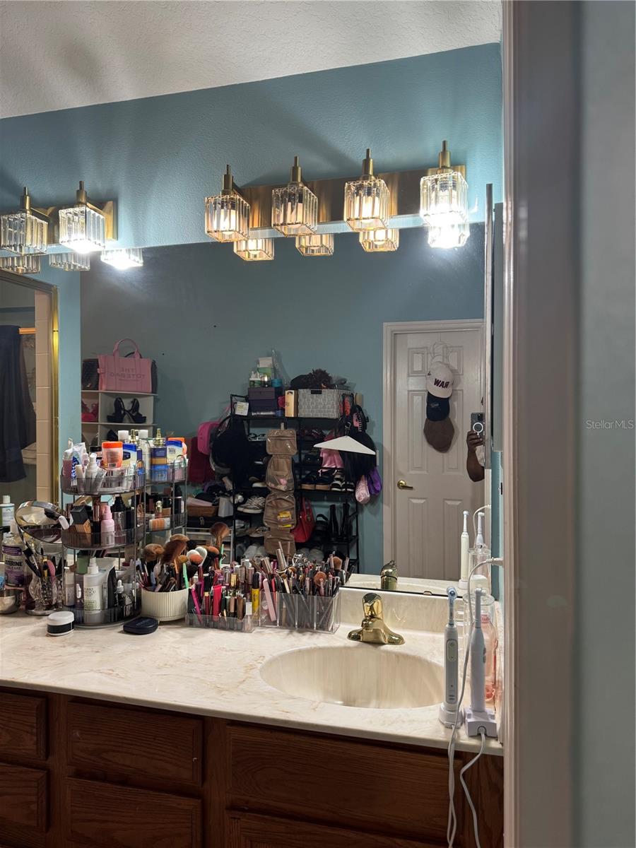 Image 27 of 34 For 1826 Imperial Palm Drive