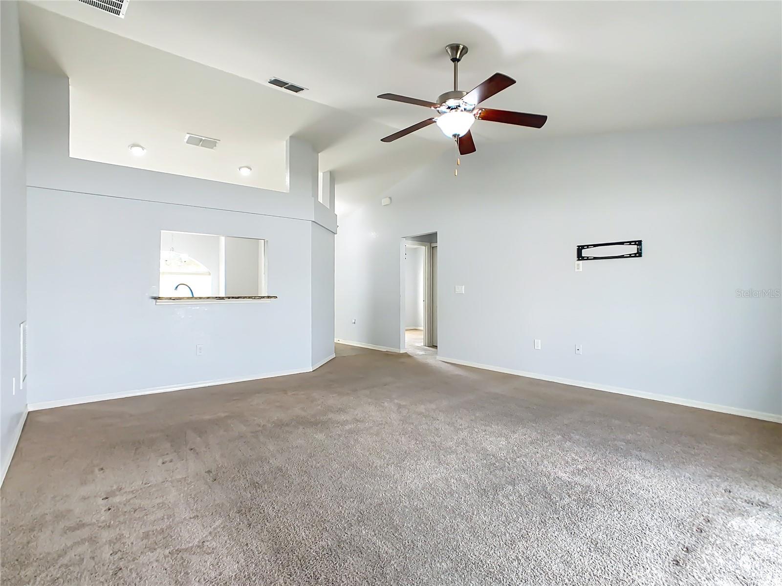 Image 17 of 50 For 931 Kingfisher Drive