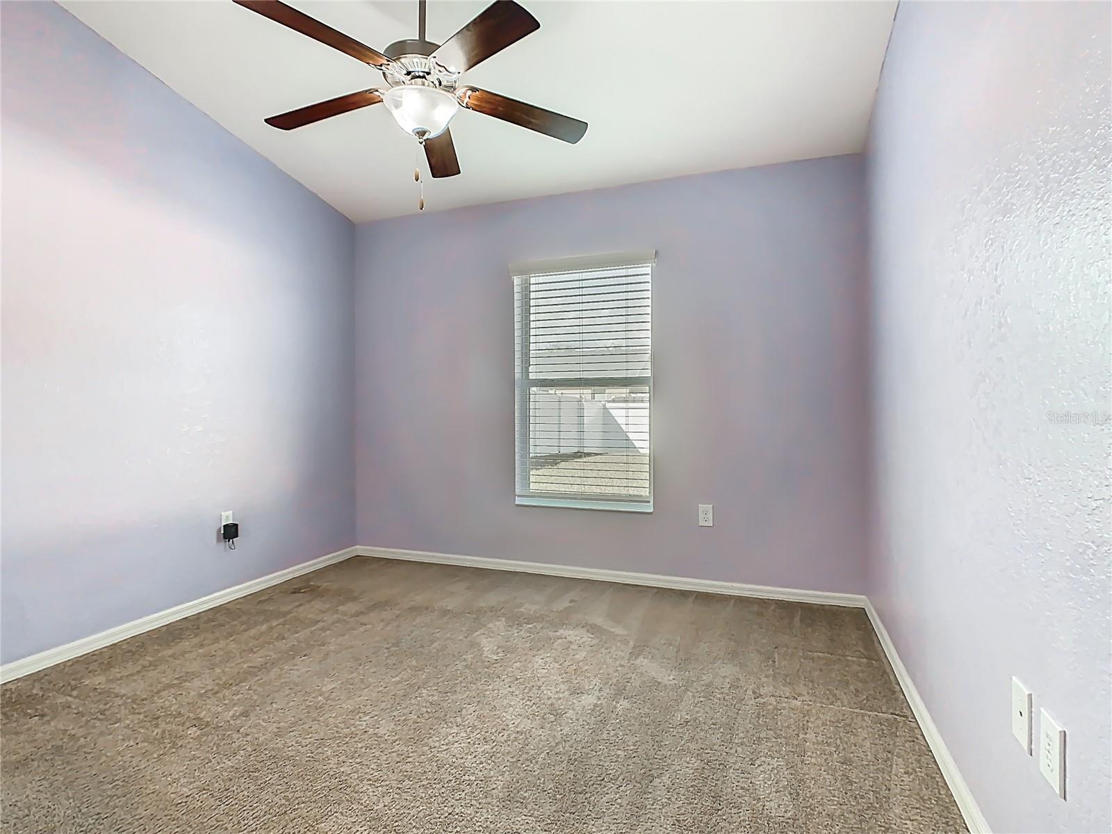 Image 23 of 50 For 931 Kingfisher Drive