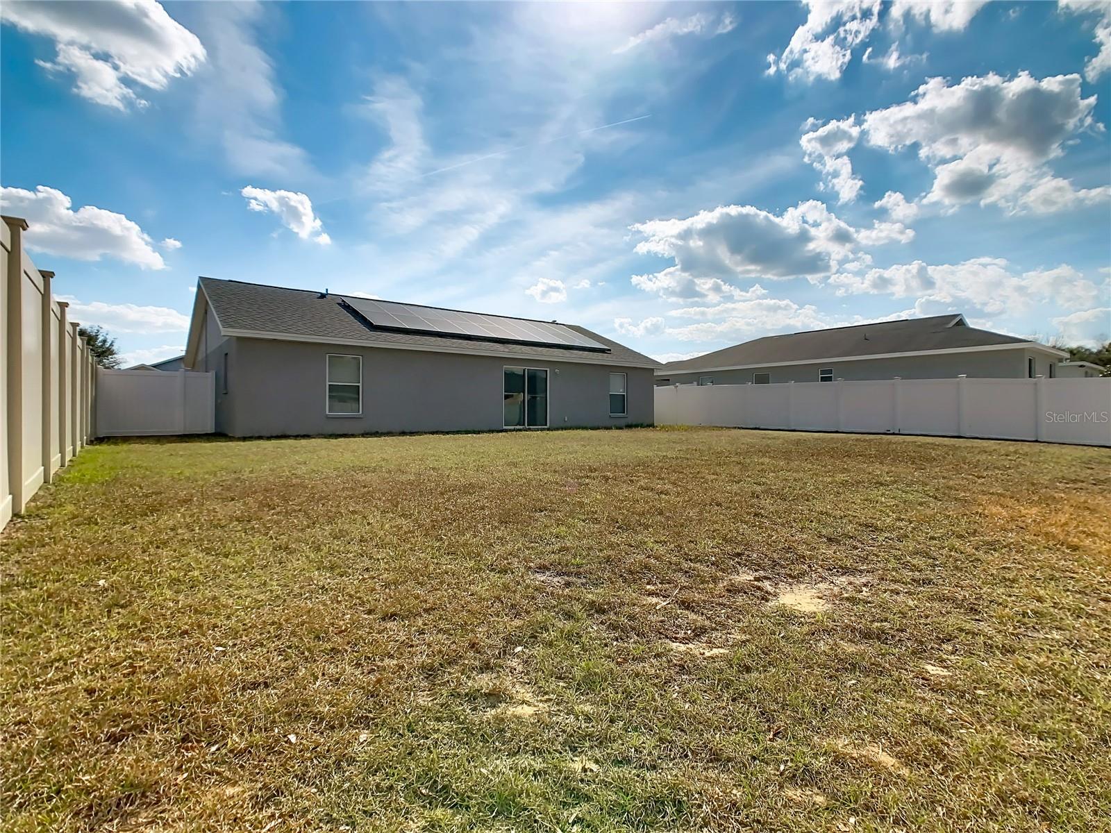 Image 35 of 50 For 931 Kingfisher Drive